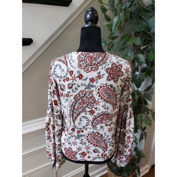 Women's Banana Republic Paisley Print Lace-Up Top with Long Sleeves Size S - Picture 2 of 5
